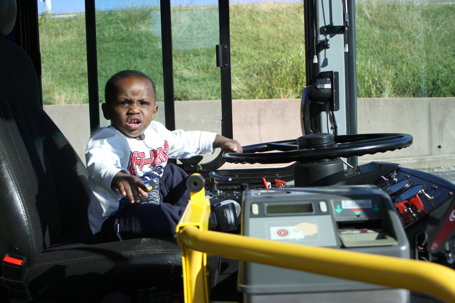 This roadeo competitor looks a little too young.